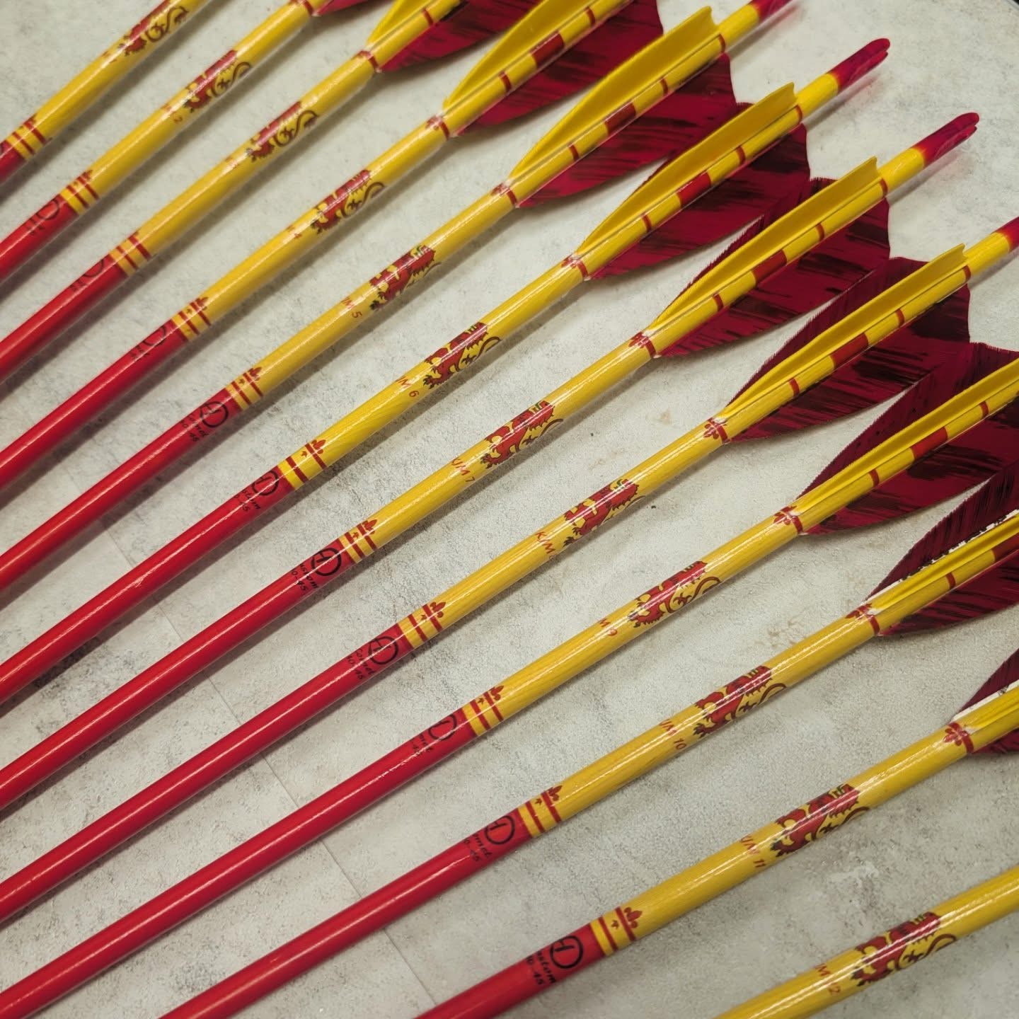50Pcs New 3Inch Feather Arrows - Archery Target Face recension och pris